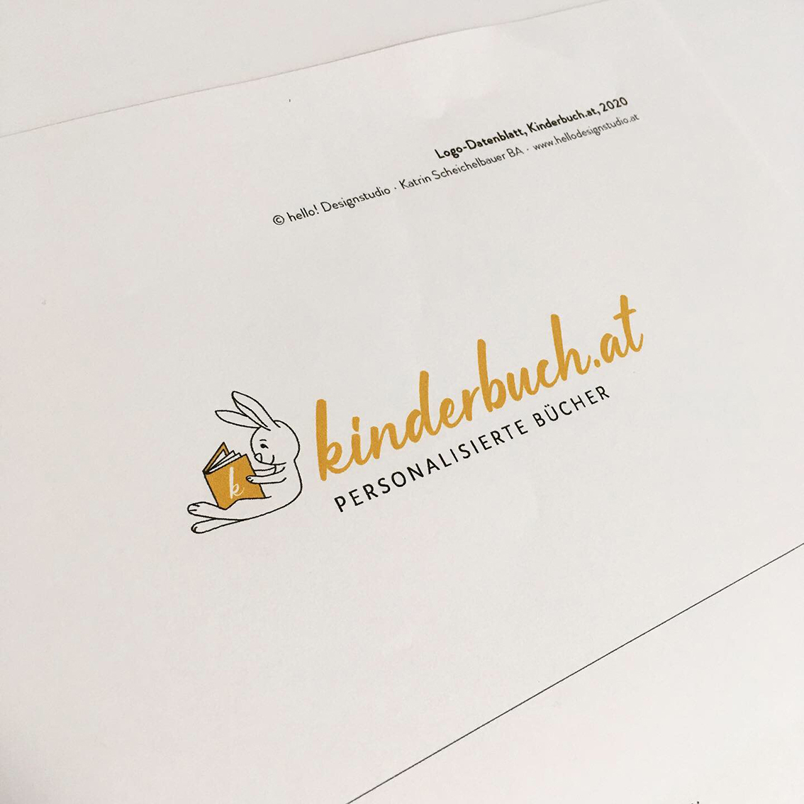 Kinderbuch.at, Logodesign, Logogestaltung, Logo, Grafikdesign, Kinderbuch, Kinderlogo, Buchlogo, hello! Designstudio, Katrin Scheichelbauer